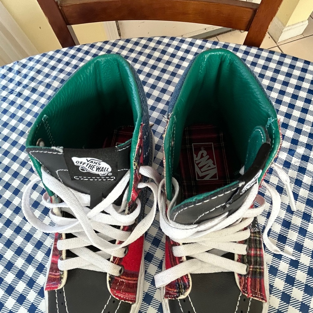 Vans High-Top Sneakers - Black, Red, Green punk ! - Picture 7 of 9